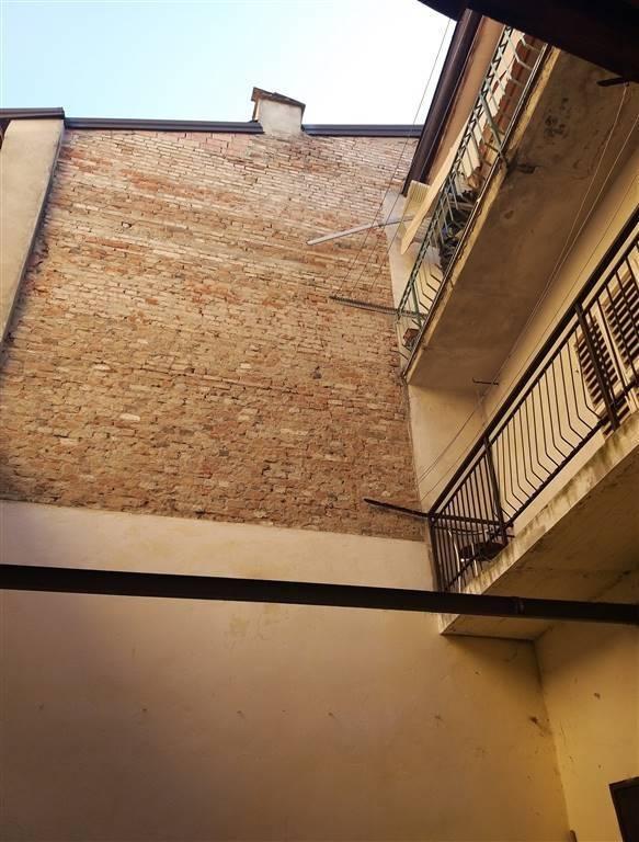 appartamento in vendita a Piacenza in zona Centro Storico