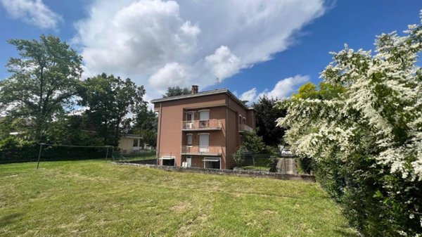 casa indipendente in vendita a Piacenza in zona San Bonico