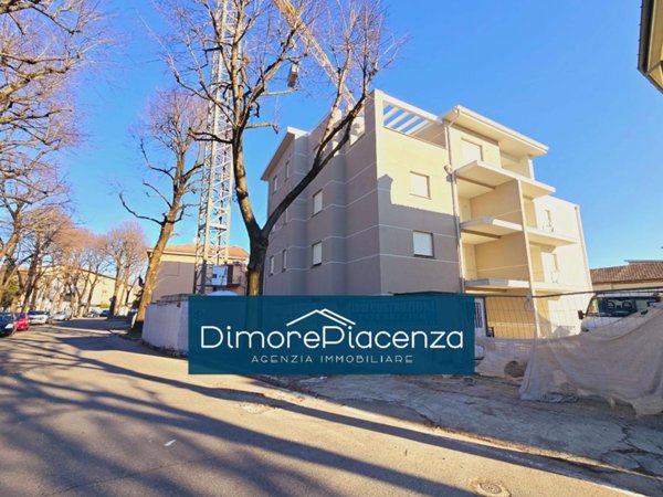 appartamento in vendita a Piacenza in zona Baia del Re