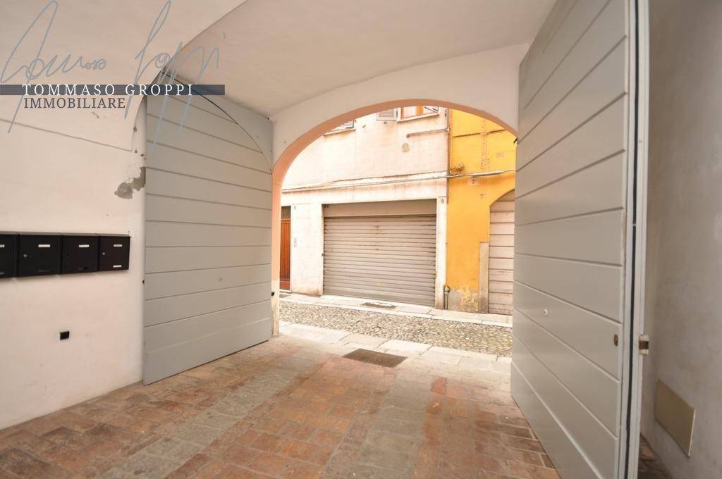 appartamento in vendita a Piacenza in zona Centro Storico