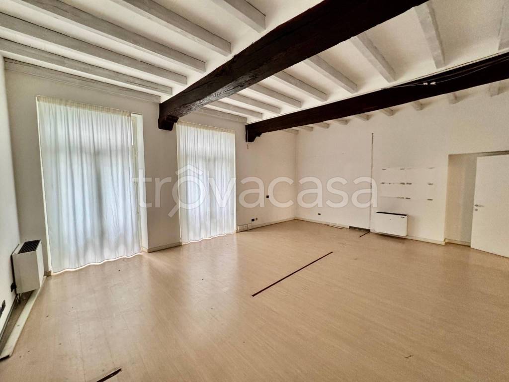 appartamento in vendita a Piacenza in zona Centro Storico