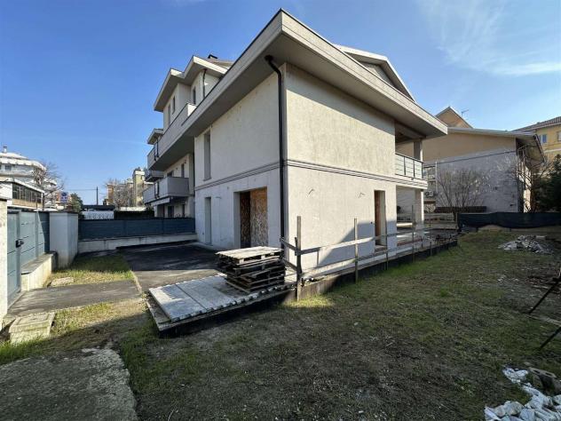 casa indipendente in vendita a Piacenza in zona Veggioletta