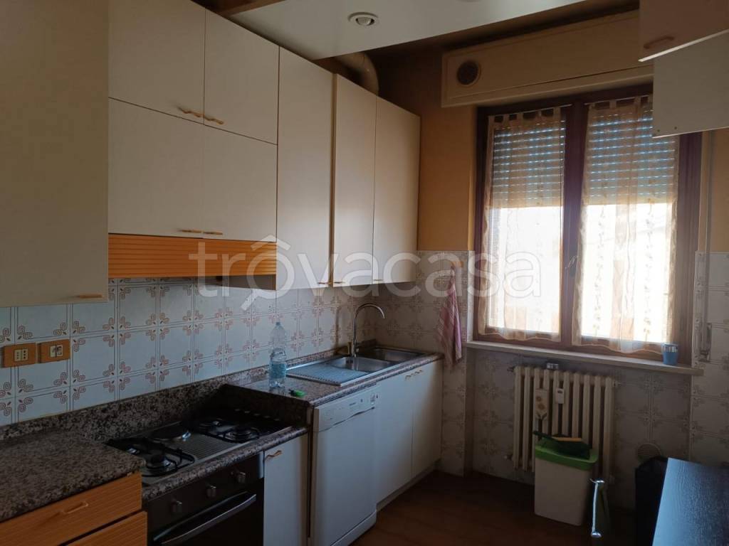 appartamento in vendita a Piacenza in zona Infrangibile