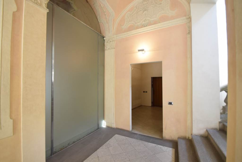 appartamento in vendita a Piacenza in zona Centro Storico