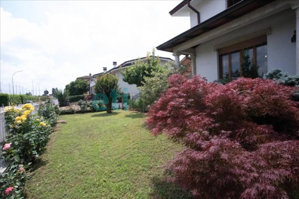 casa indipendente in vendita a Piacenza in zona Besurica