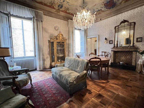 appartamento in vendita a Piacenza in zona Centro Storico