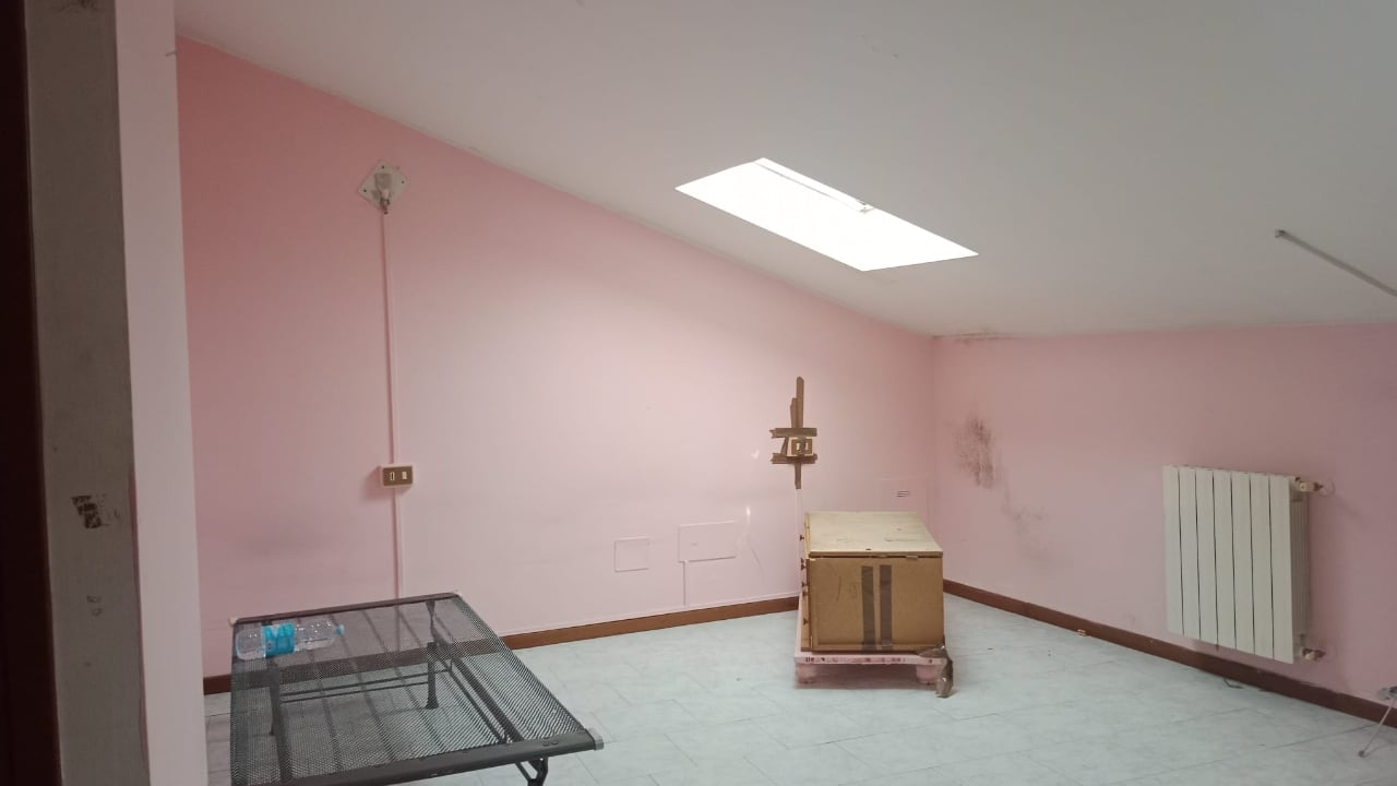 casa indipendente in vendita a Piacenza in zona Roncaglia / Fossadello