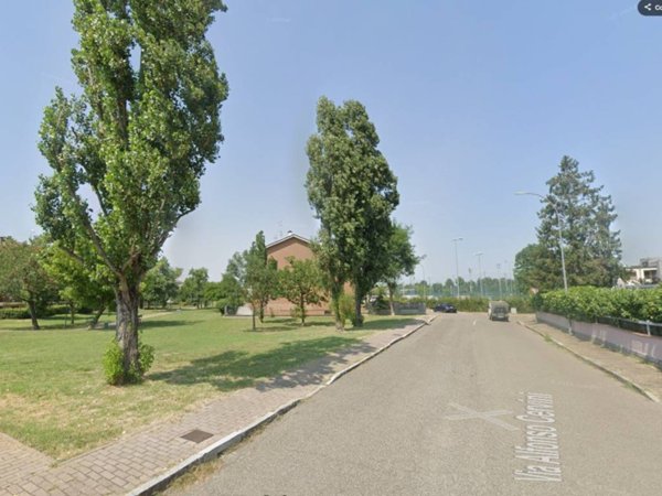 casa indipendente in vendita a Piacenza in zona Belvedere / Quartiere Duemila