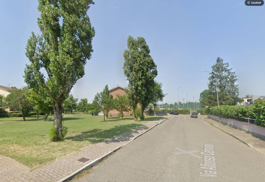 casa indipendente in vendita a Piacenza in zona Besurica