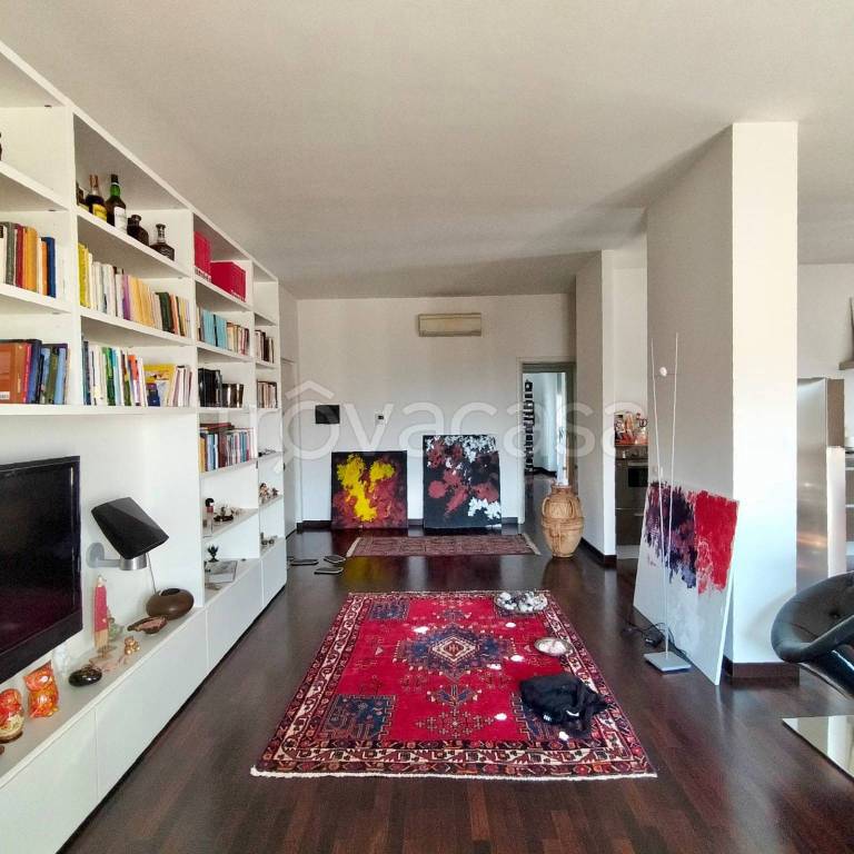 appartamento in vendita a Piacenza in zona Centro Storico