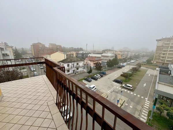 appartamento in vendita a Piacenza in zona Borgotrebbia