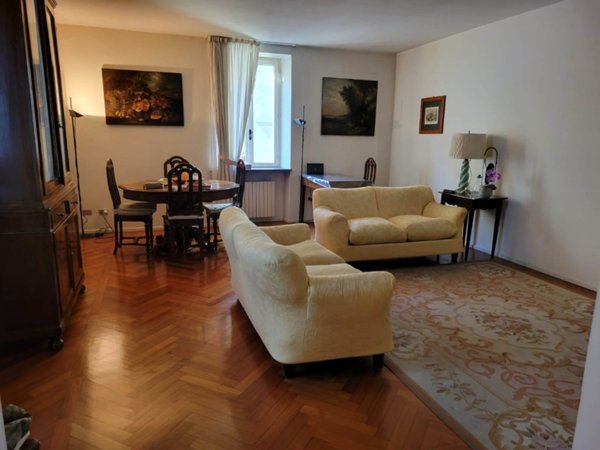 casa indipendente in vendita a Piacenza in zona Centro Storico