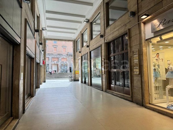 negozio in vendita a Piacenza in zona Centro Storico