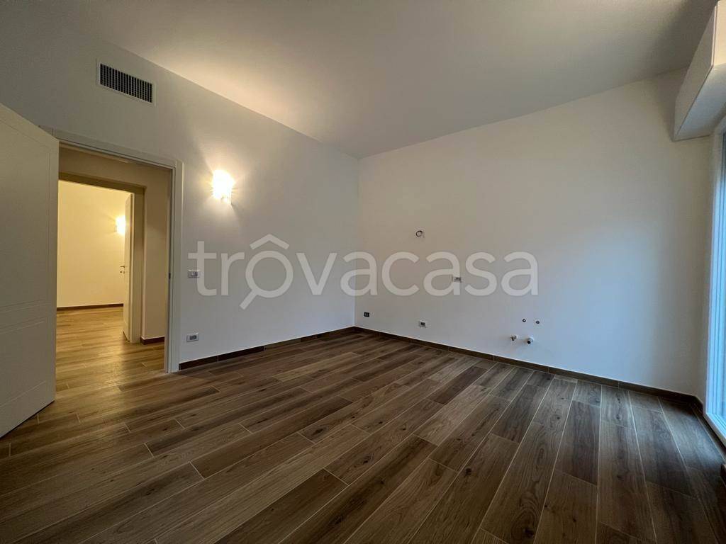 casa indipendente in vendita a Piacenza in zona Stadio