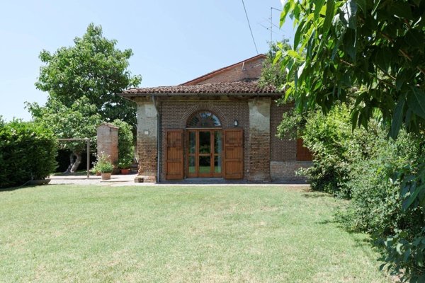casa indipendente in vendita a Piacenza in zona Mucinasso