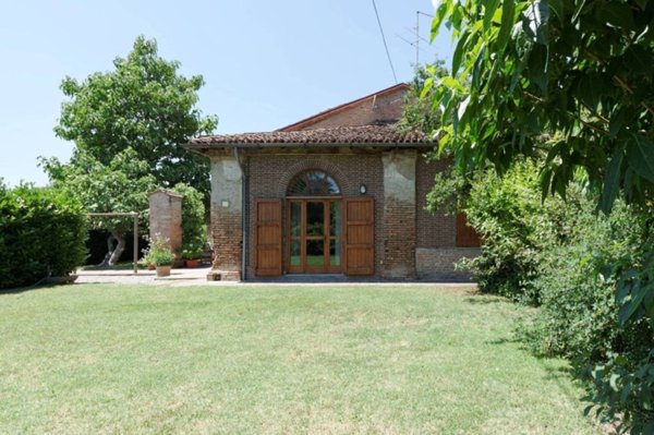casale in vendita a Piacenza in zona La Verza