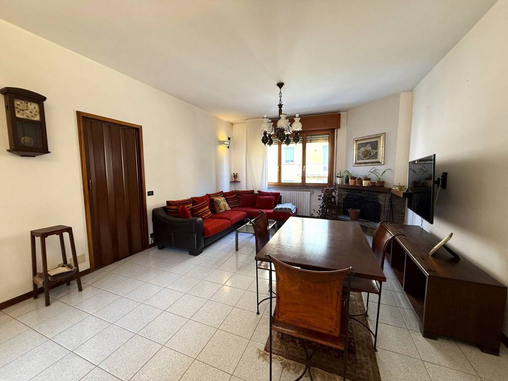 appartamento in vendita a Piacenza in zona Stadio