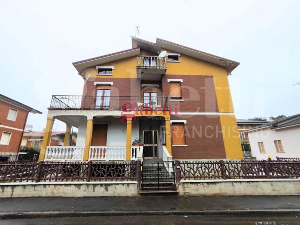 appartamento in vendita a Piacenza in zona Baia del Re