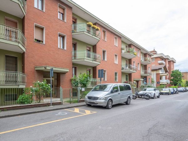 appartamento in vendita a Piacenza in zona Infrangibile