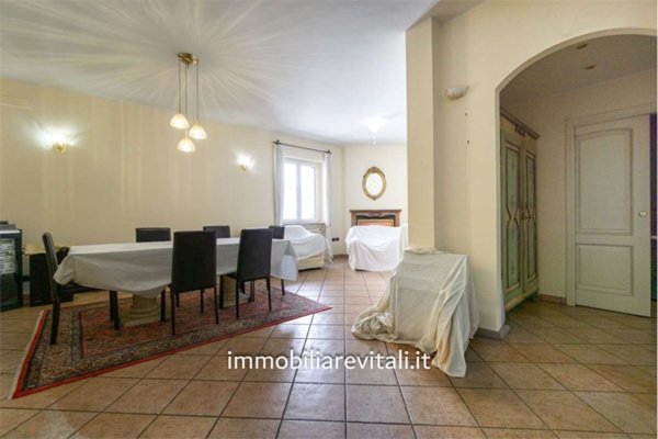 casa indipendente in vendita a Piacenza in zona Belvedere / Quartiere Duemila