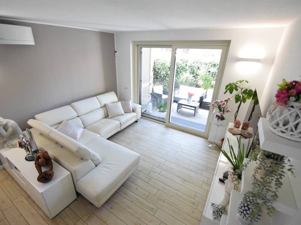 casa indipendente in vendita a Piacenza in zona Baia del Re