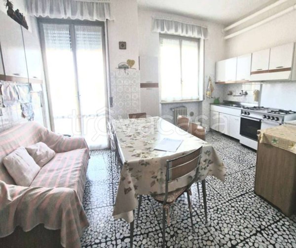 appartamento in vendita a Piacenza in zona Infrangibile