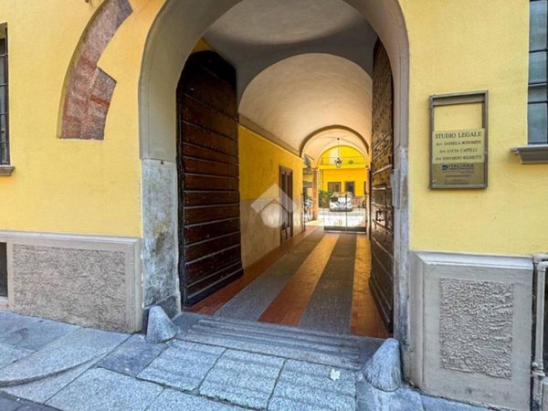 ufficio in vendita a Piacenza in zona Centro Storico