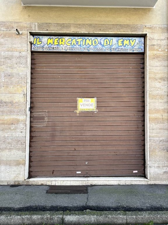 appartamento in vendita a Piacenza in zona Farnesiana