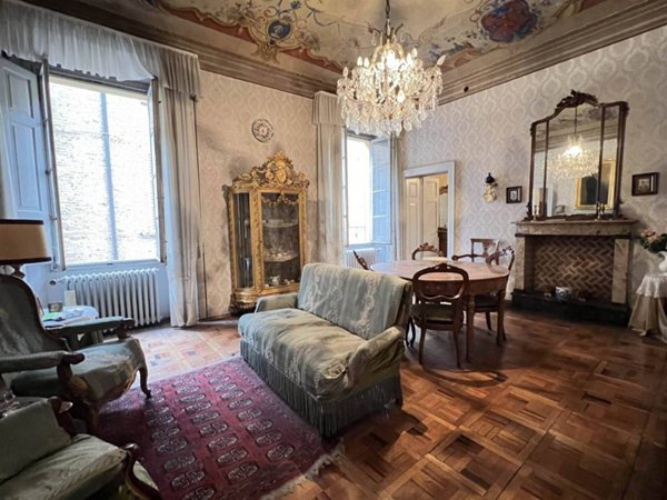 appartamento in vendita a Piacenza in zona Centro Storico