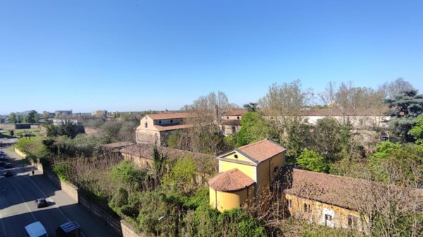 appartamento in vendita a Piacenza in zona Infrangibile