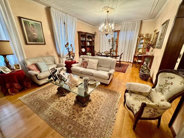 appartamento in vendita a Piacenza in zona Barriera Genova