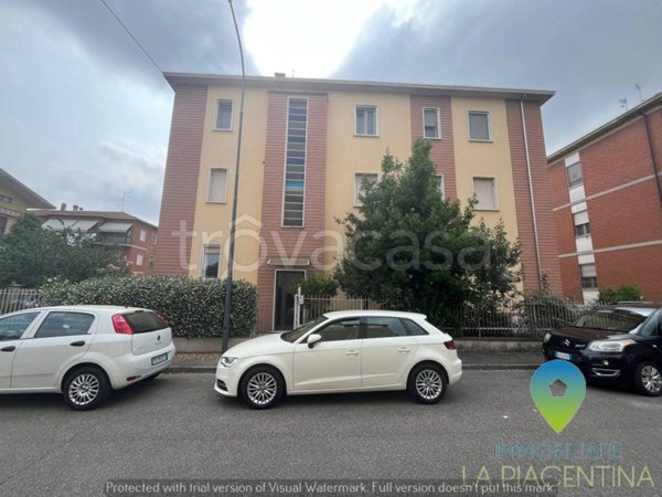 appartamento in vendita a Piacenza in zona Belvedere / Quartiere Duemila