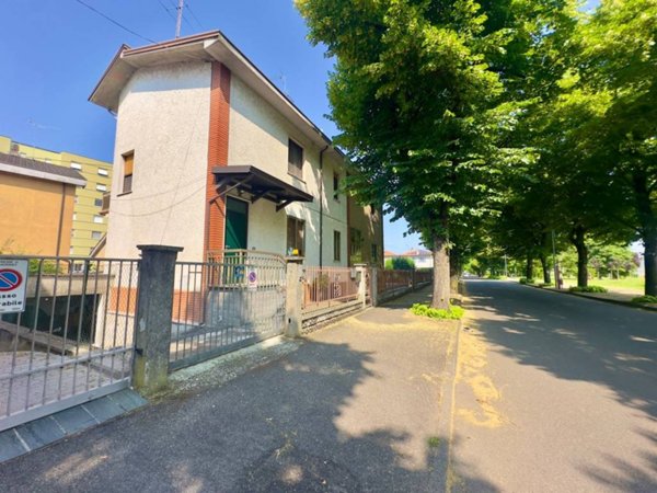 appartamento in vendita a Piacenza in zona Baia del Re