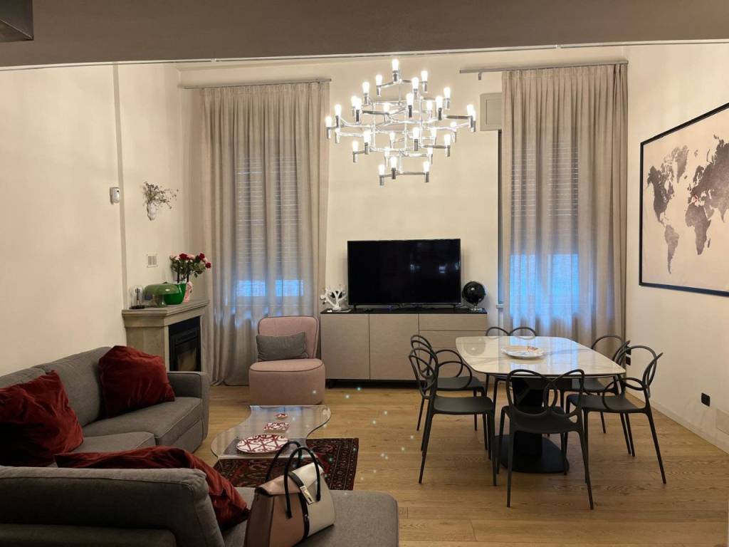 appartamento in vendita a Piacenza in zona Centro Storico