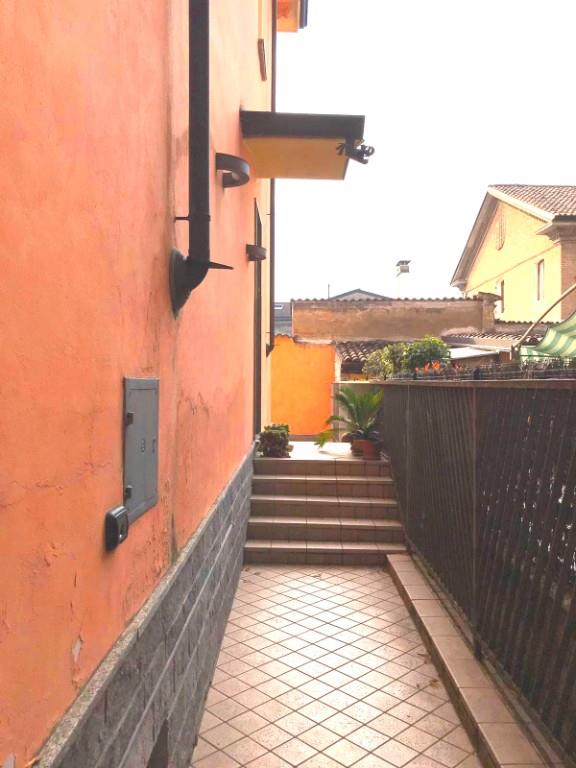 casa indipendente in vendita a Piacenza in zona Farnesiana