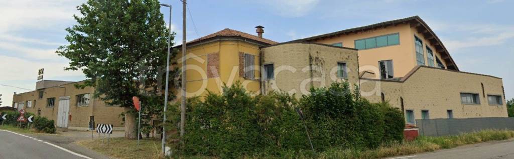 terreno edificabile in vendita a Piacenza in zona Roncaglia / Fossadello
