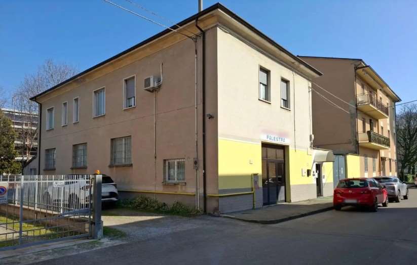 casa indipendente in vendita a Piacenza