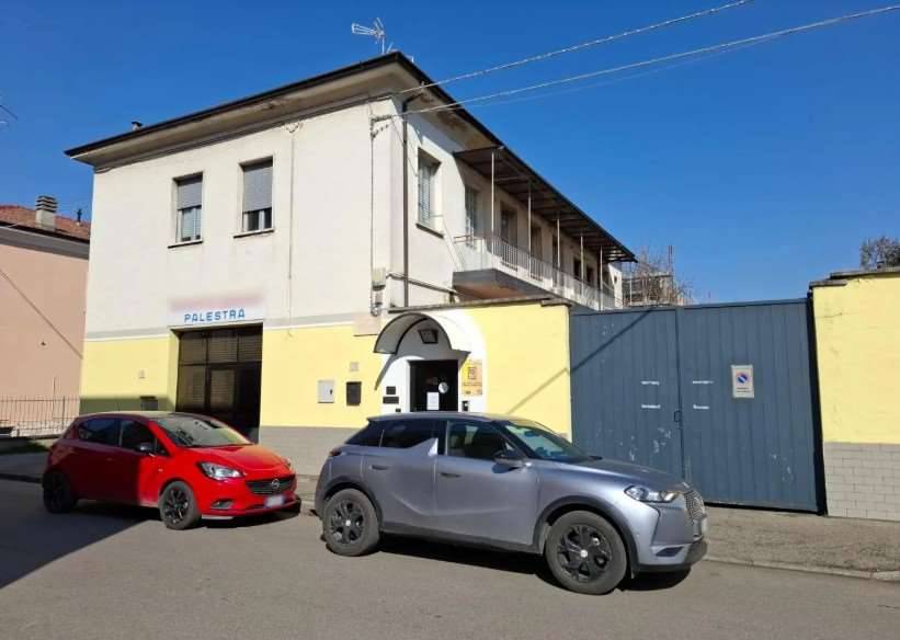 casa indipendente in vendita a Piacenza