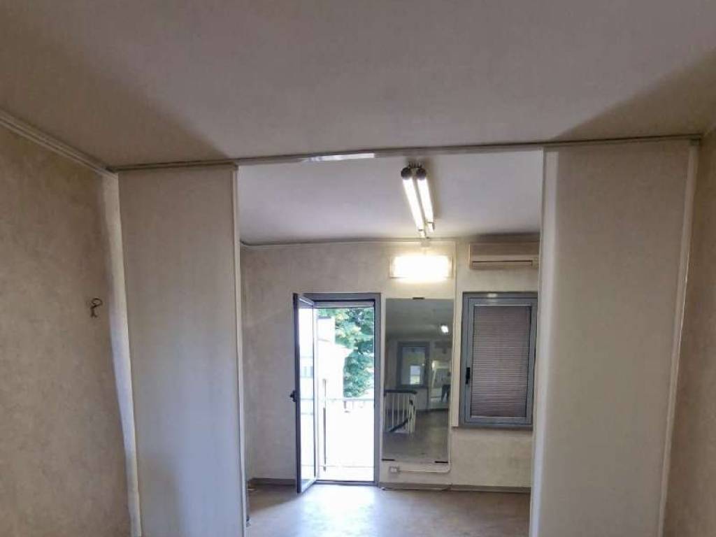 negozio in vendita a Piacenza in zona Centro Storico