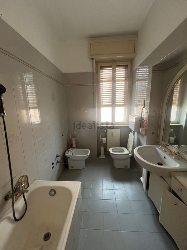 appartamento in vendita a Piacenza in zona Belvedere / Quartiere Duemila