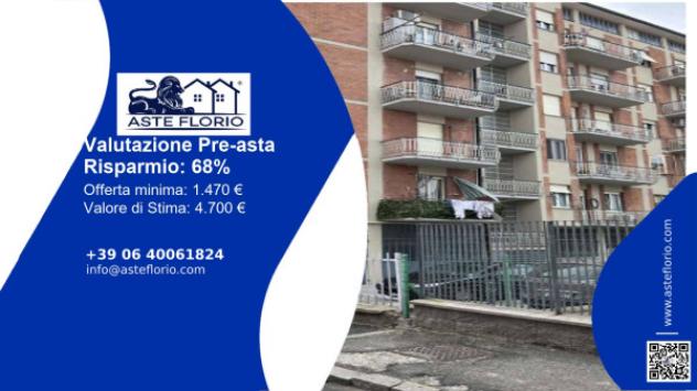 locale commerciale in vendita a Piacenza