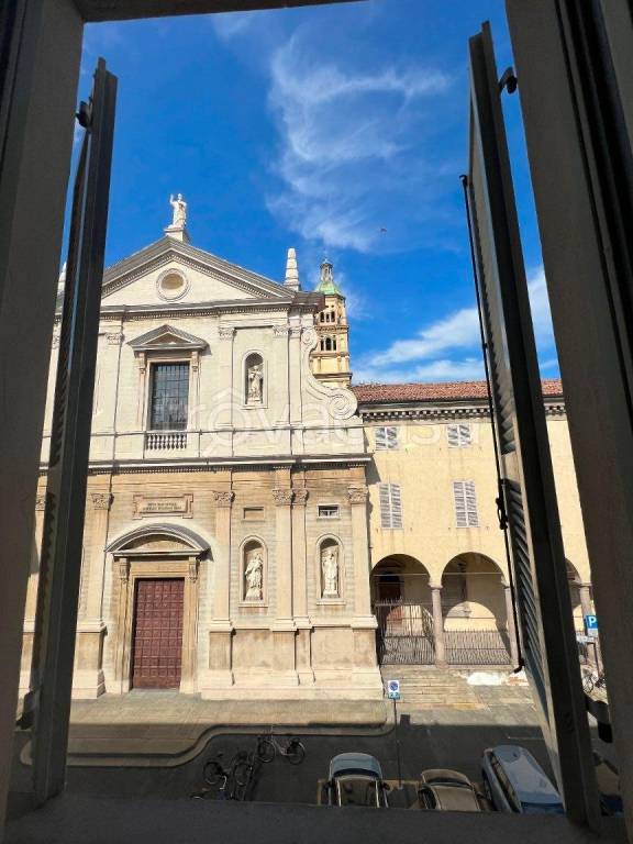 appartamento in vendita a Piacenza in zona Centro Storico