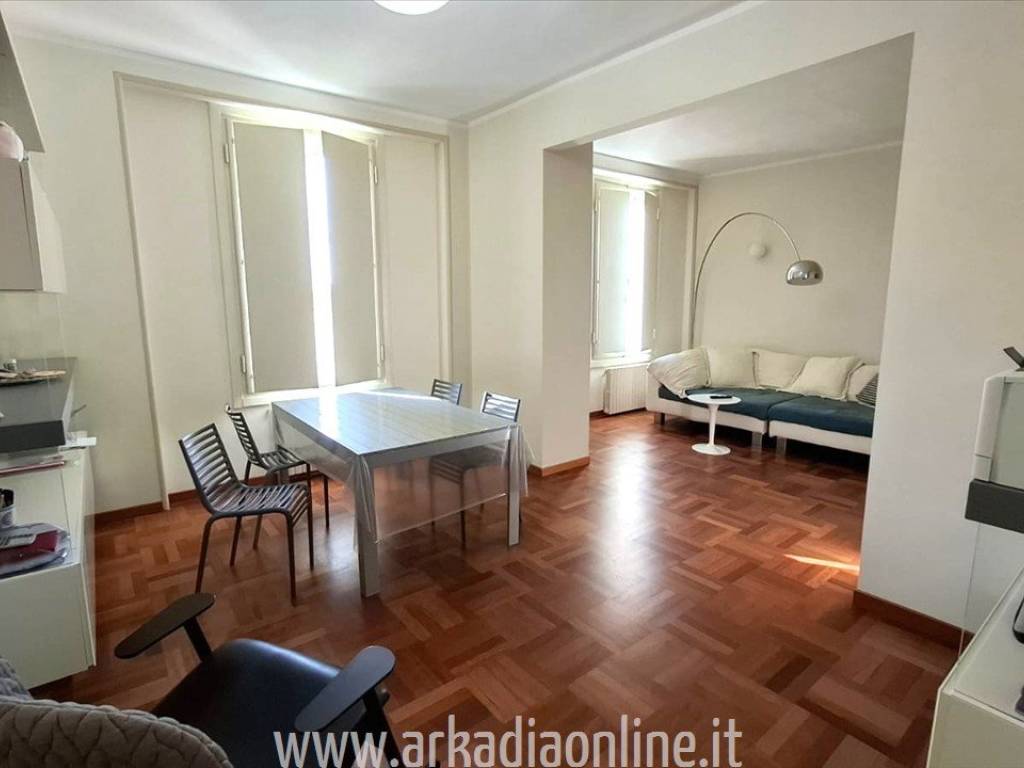 appartamento in vendita a Piacenza in zona Centro Storico