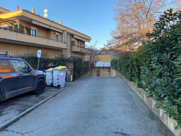 locale di sgombero in vendita a Piacenza in zona Farnesiana