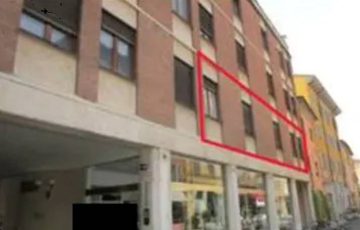 appartamento in vendita a Piacenza in zona Centro Storico