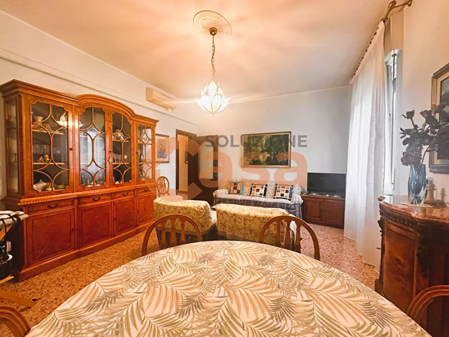 appartamento in vendita a Piacenza in zona Infrangibile