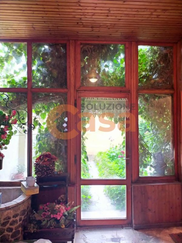 casa indipendente in vendita a Piacenza in zona Centro Storico