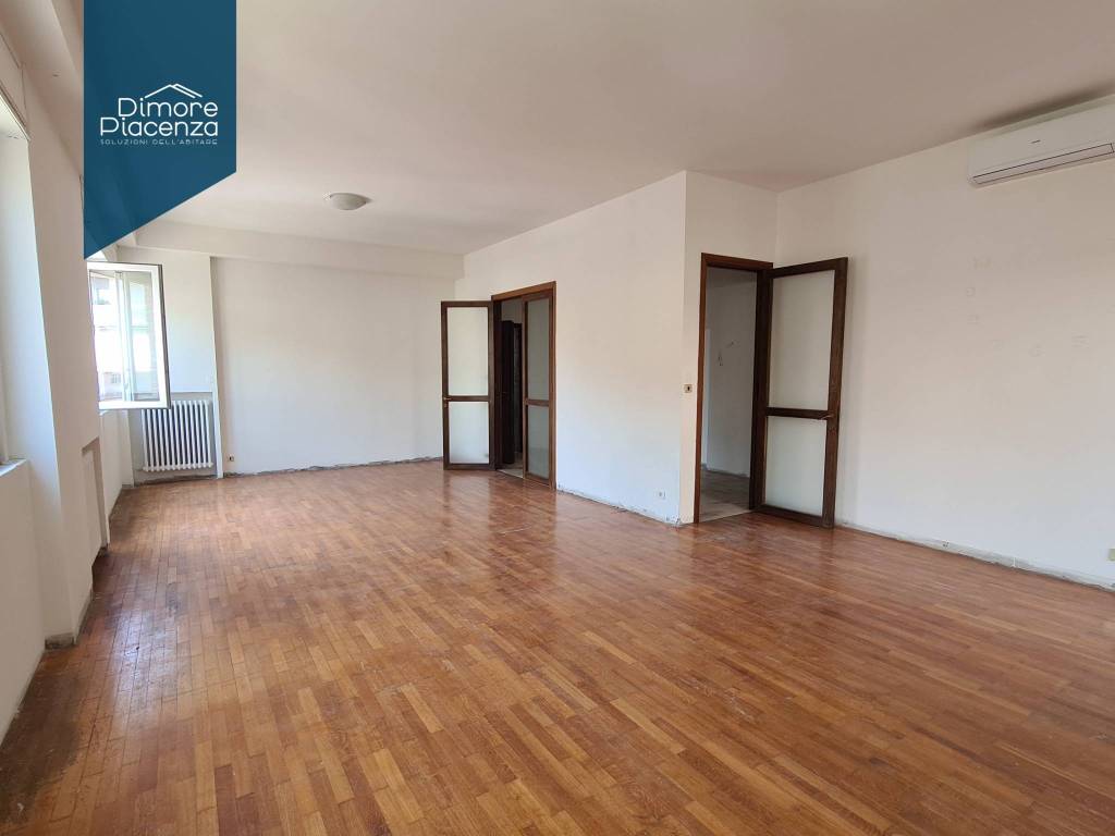 appartamento in vendita a Piacenza in zona Le Mose