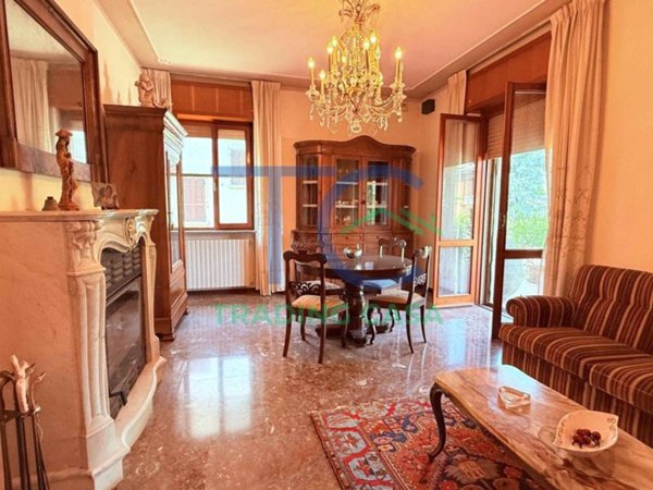 casa indipendente in vendita a Piacenza in zona Pittolo