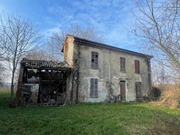 casa indipendente in vendita a Piacenza in zona Mucinasso